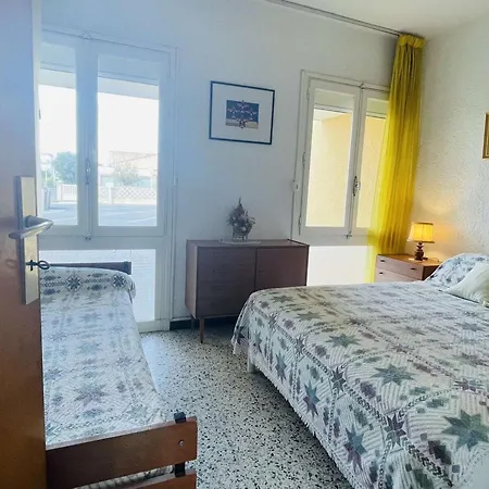 2p 5 Couchages Avec Terrasse Et Parking - - Fr-1-229c-159 *
